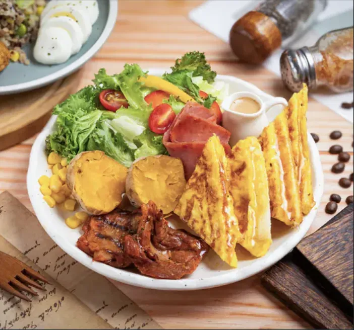 《2026 彼得好咖啡菜單》飲料與早午餐一次看，人氣餐點推薦與價格總整理